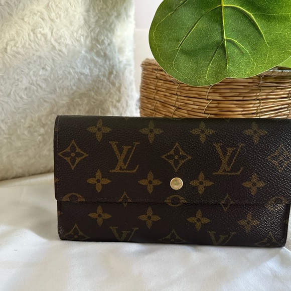Louis Vuitton Handbags - Louis Vuitton Monogram Canvas Continental Wallet in Brown and Gold